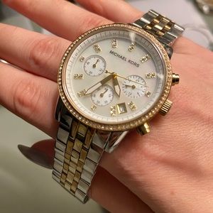 MICHAEL KORS Women’s Ritz Chronograph Watch MK5650